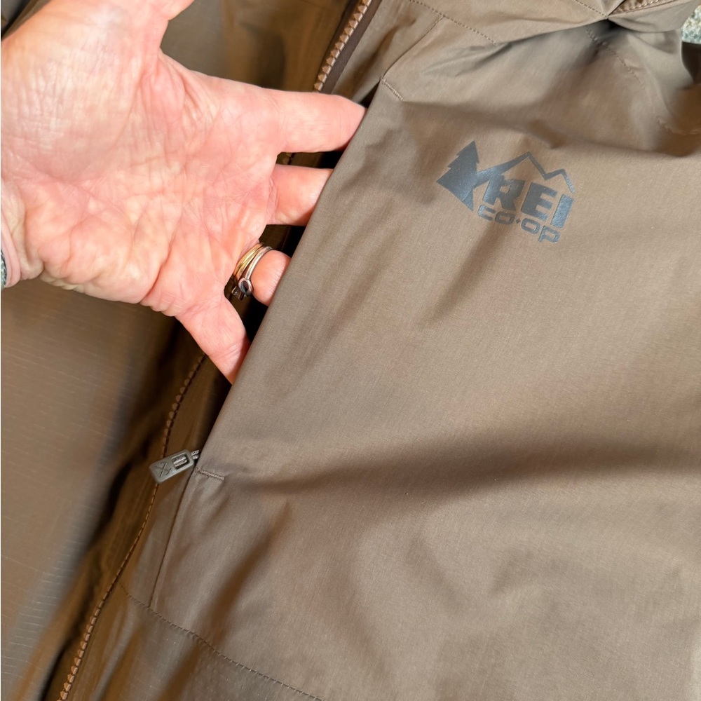 REI Stormhenge 850 Down Hybrid Parka 
Men’s M - Picture 9 of 13